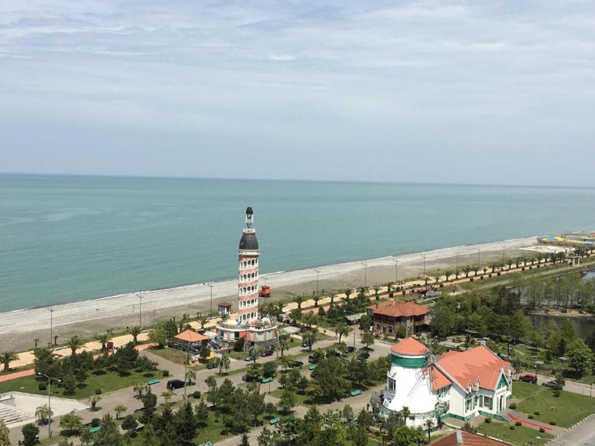 Apart Hotel Black Sea Towers Batumi Exterior photo